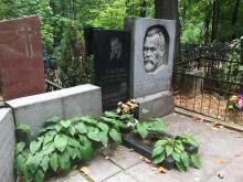 В память о великих: какие исторические надгробия отреставрировали в Москве
